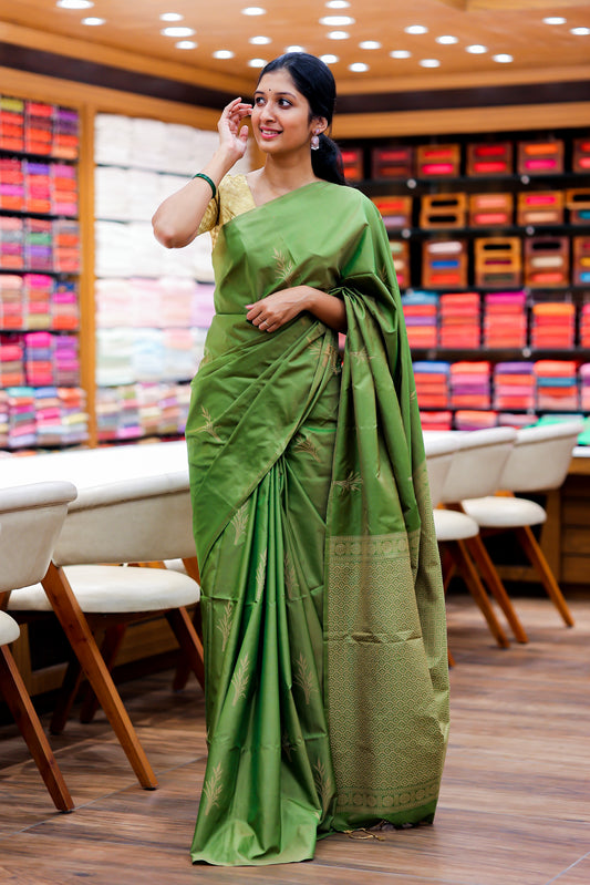 Semi soft silk Saree | code : 1017