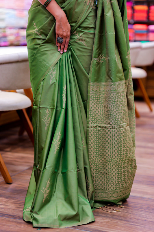 Semi soft silk Saree | code : 1017