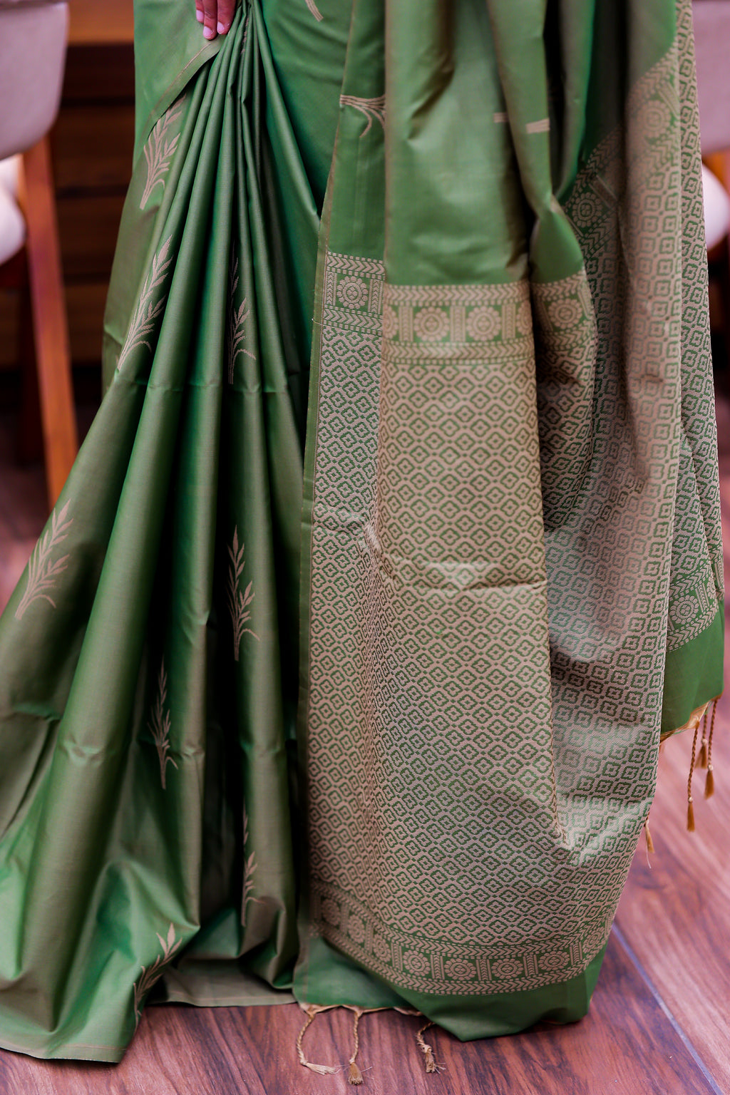 Semi soft silk Saree | code : 1017