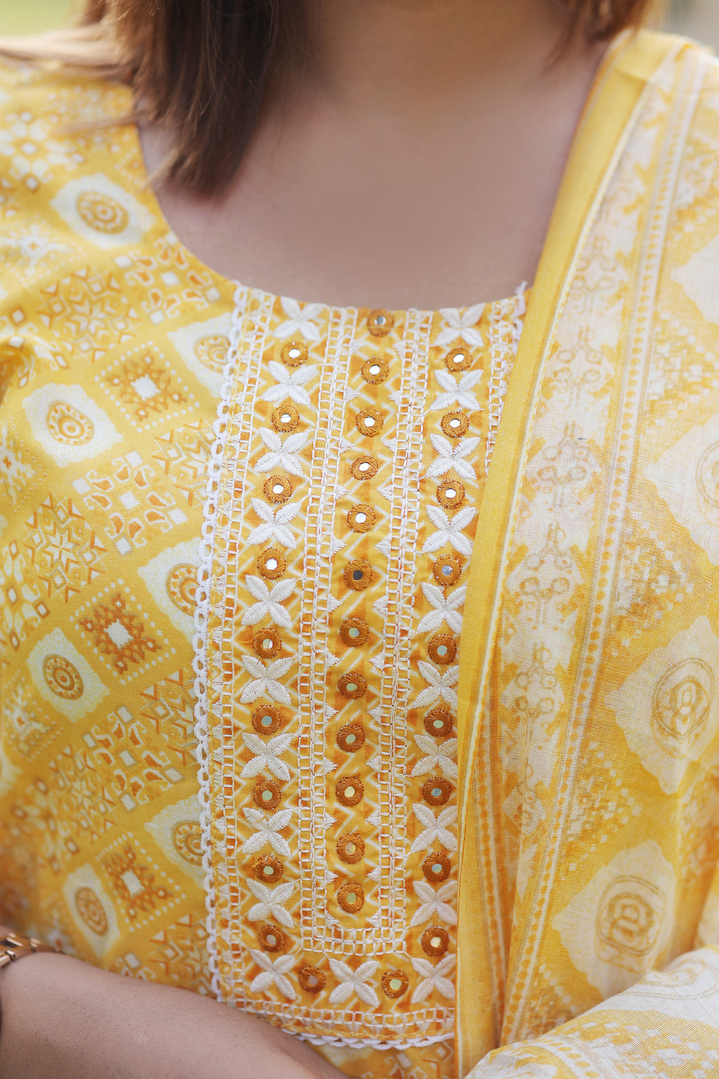 Kavya Kurti | code : 2020