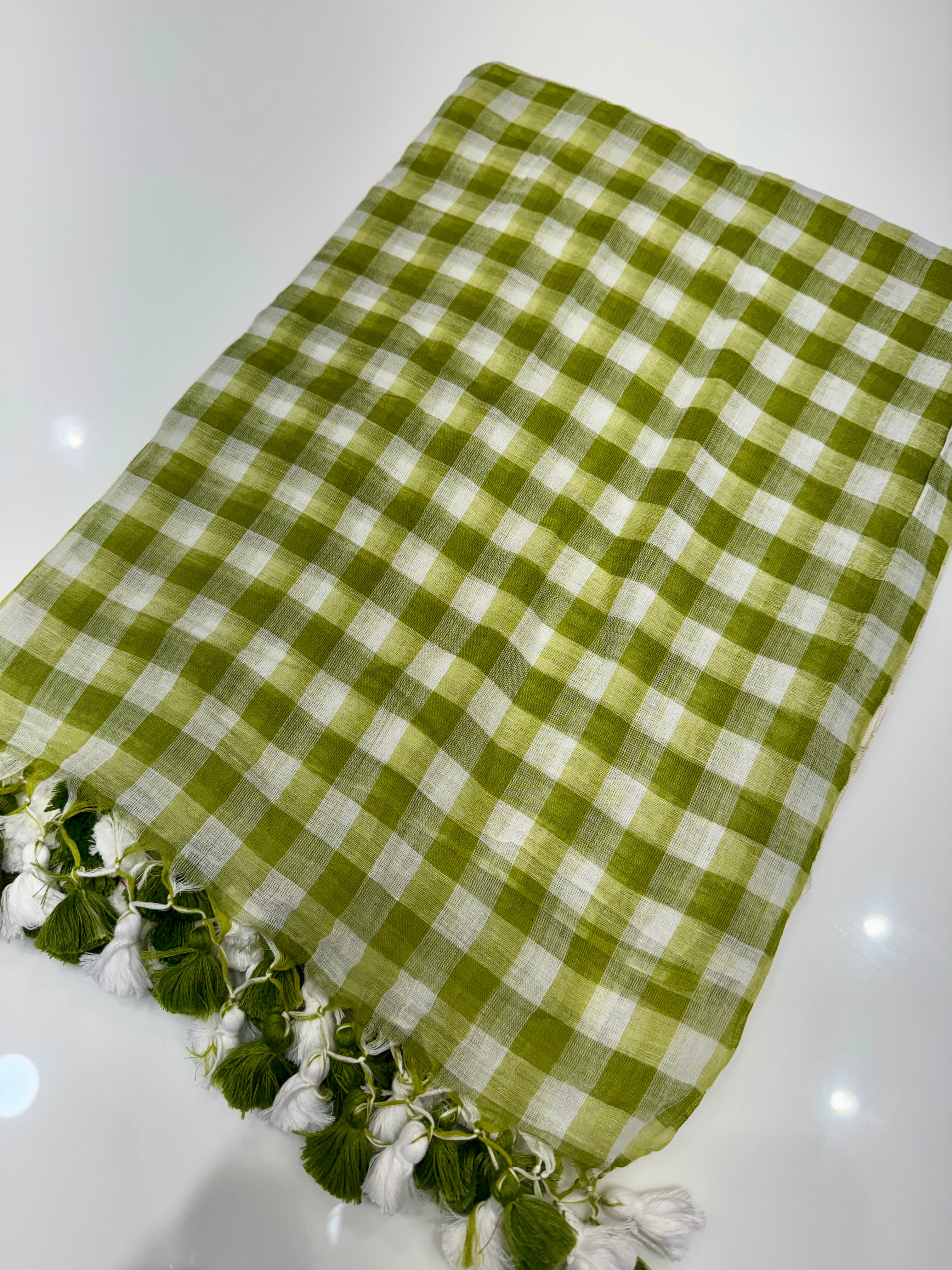 Mulcotten check saree