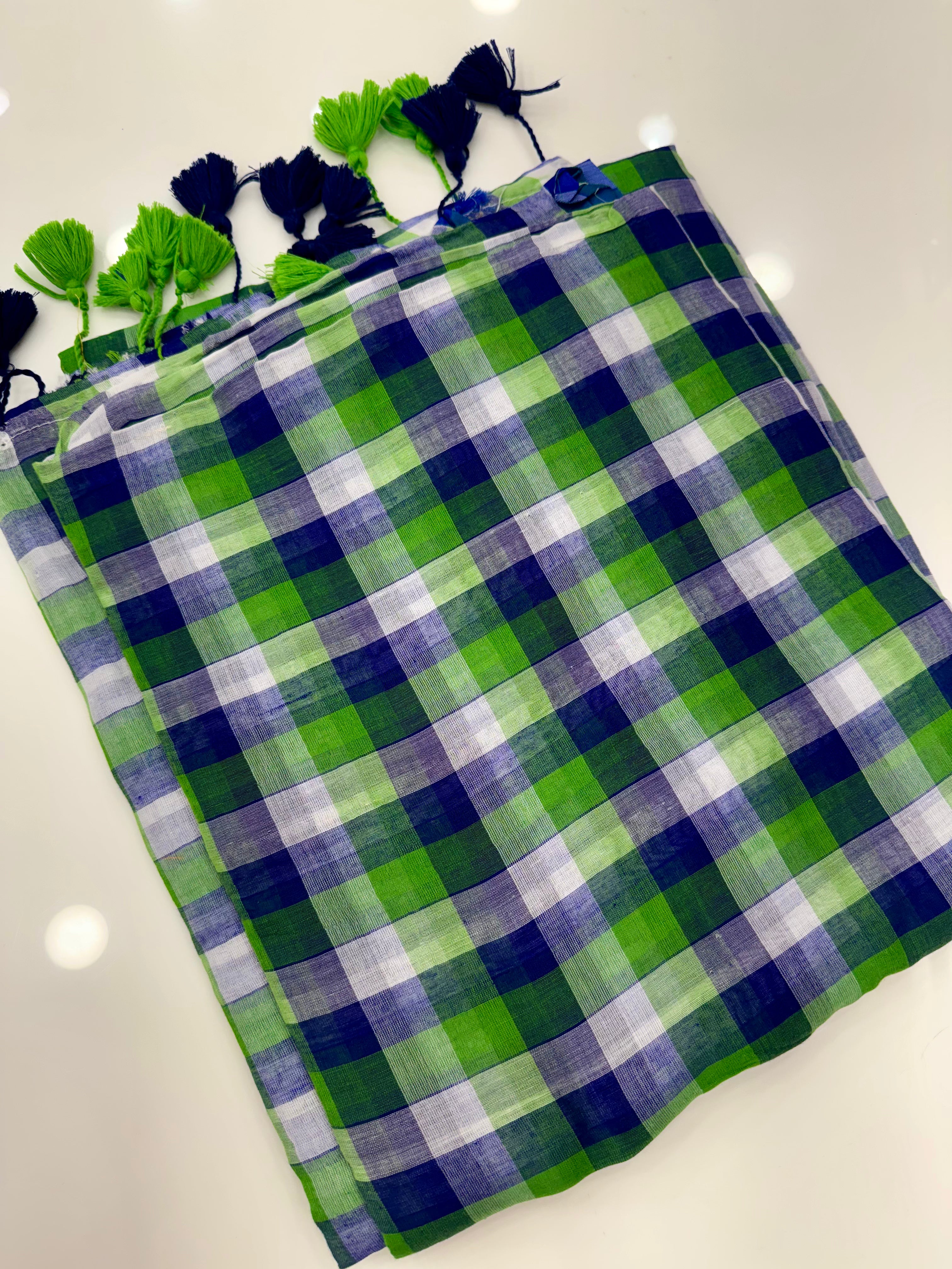 Mulcotten check saree