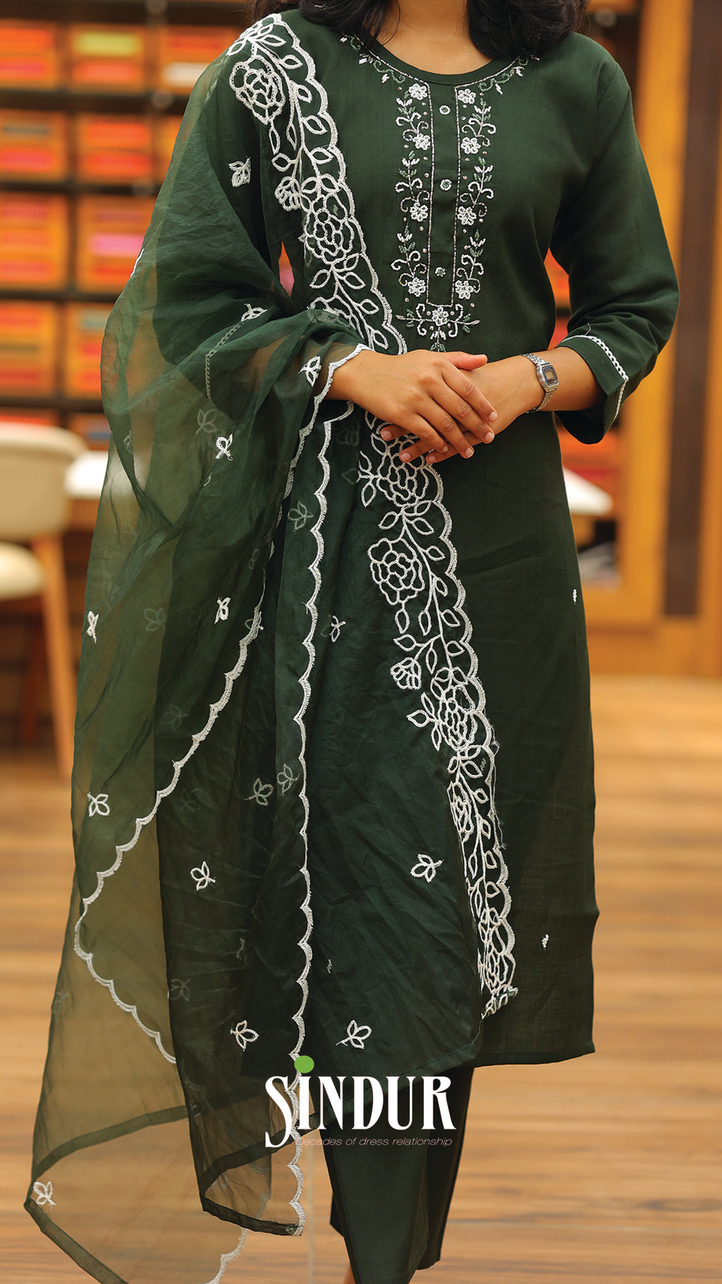 Slub Muslin Hand-Embroidered Top with Organza Scalloped Shawl & Shaded Bottom | code : 2002